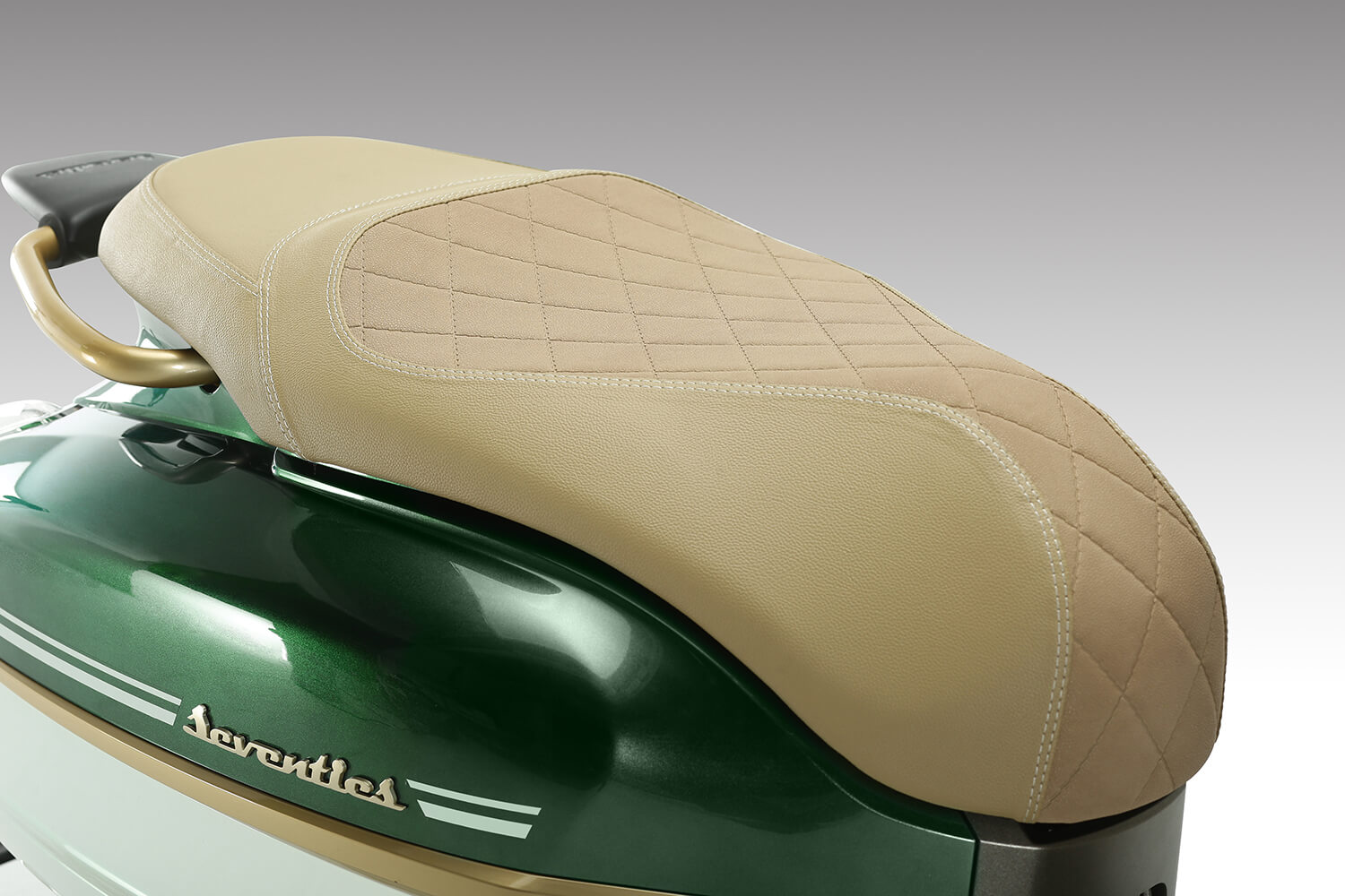 产品素材 - VICTORIA MOTORRAD