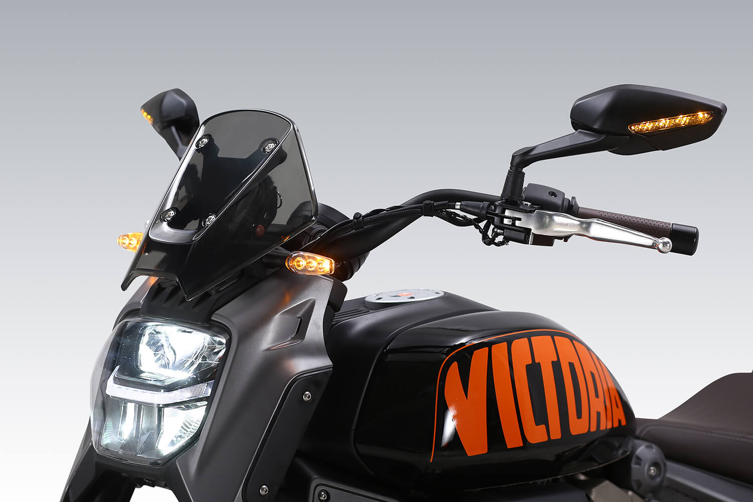 产品素材 - VICTORIA MOTORRAD